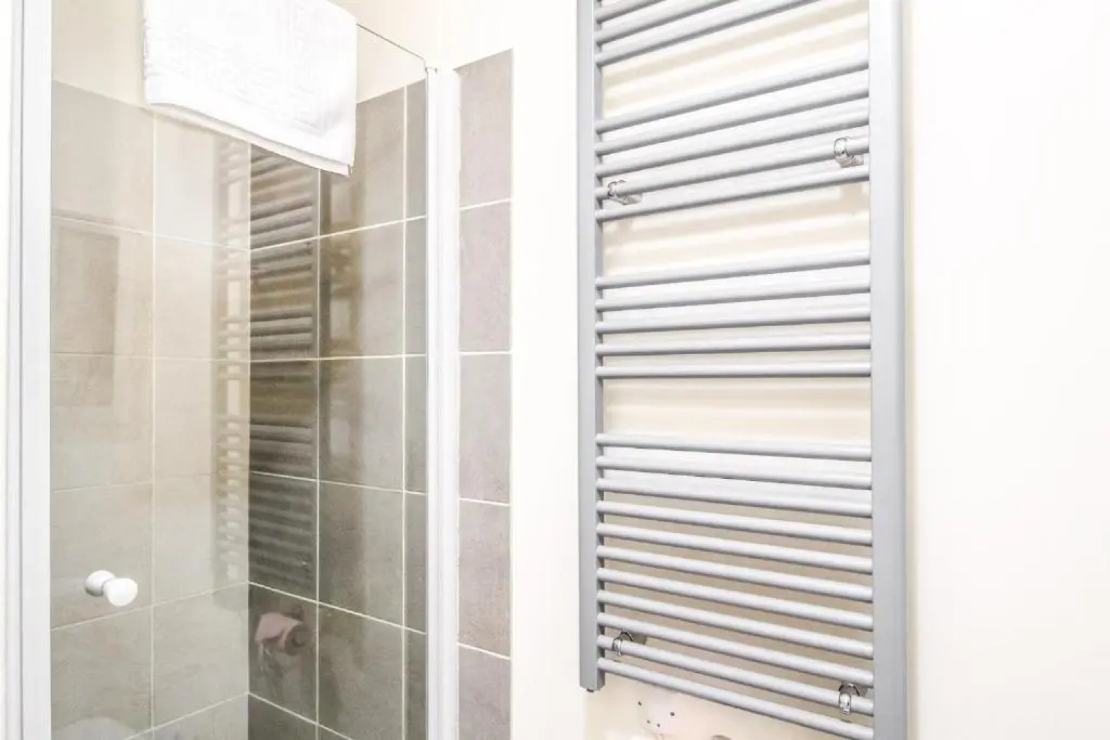 Private penthouse 2-bed Apartment, ski in and out in 5* Flaine Residence