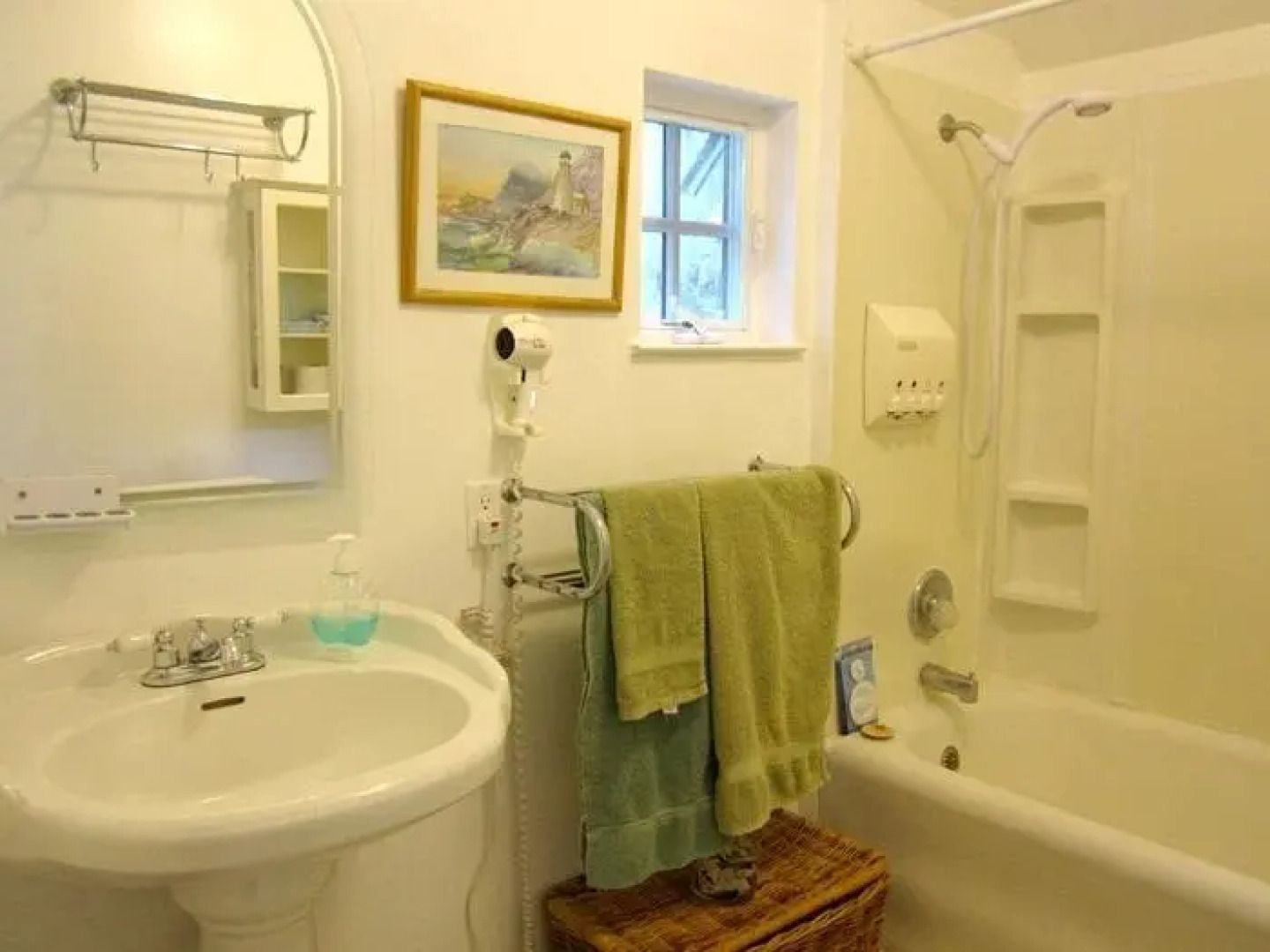 Tudor Rose Manor Santa Cruz