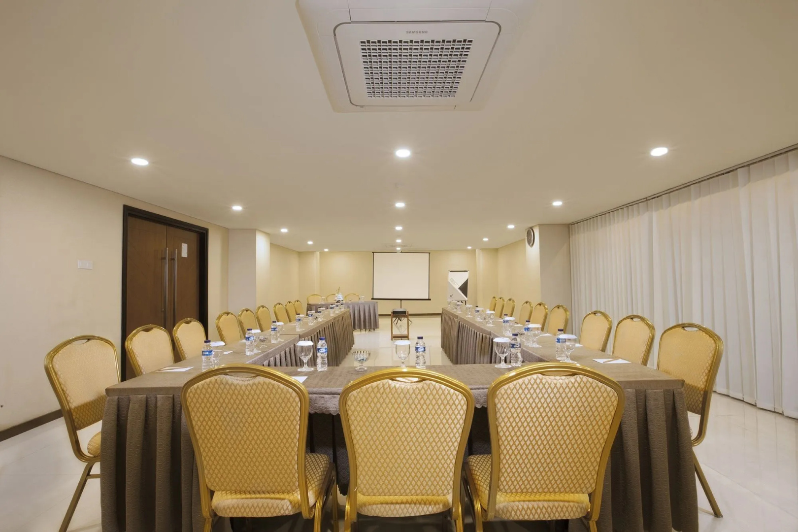 Verse Hotel Cirebon