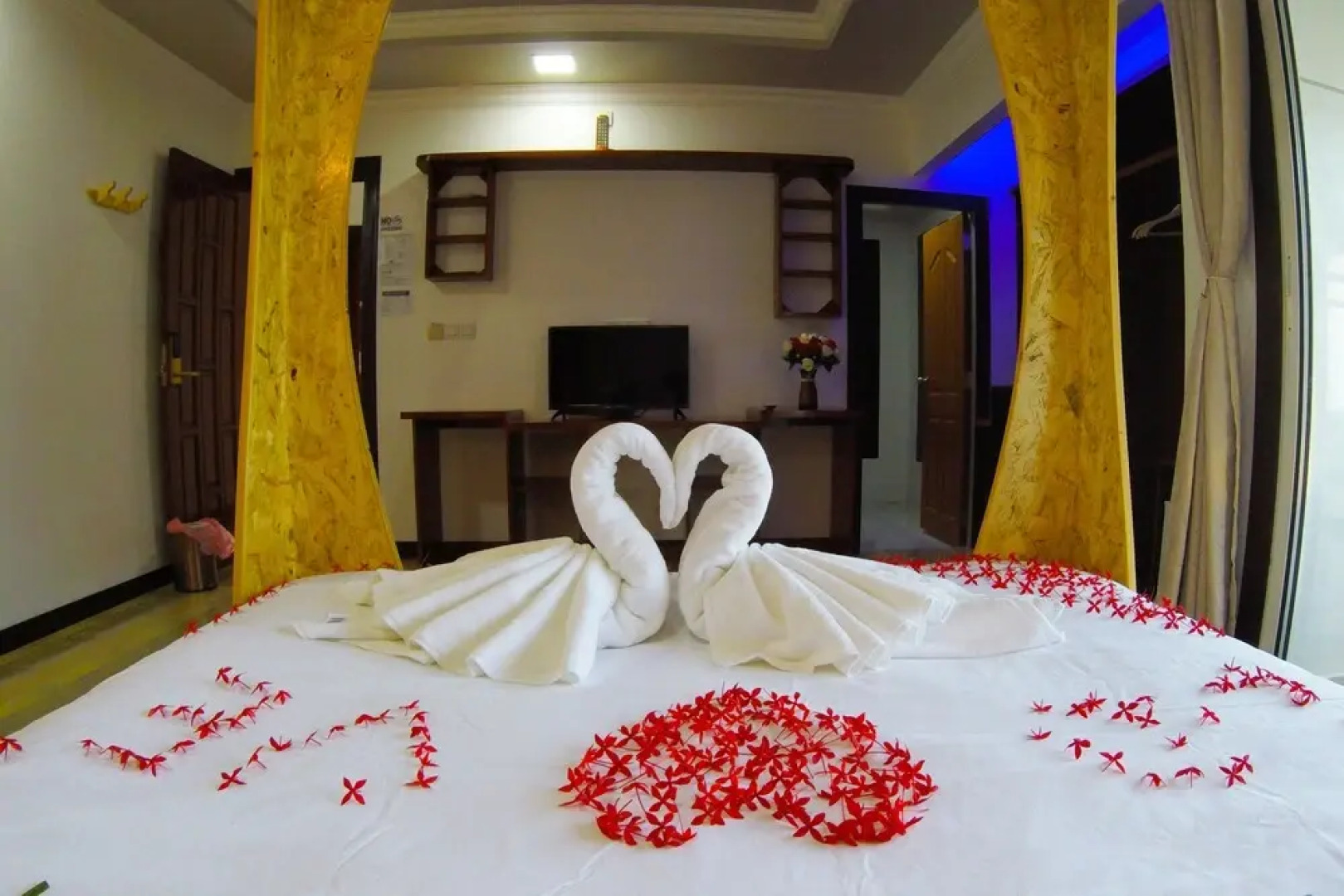 Отель Athens View Guraidhoo