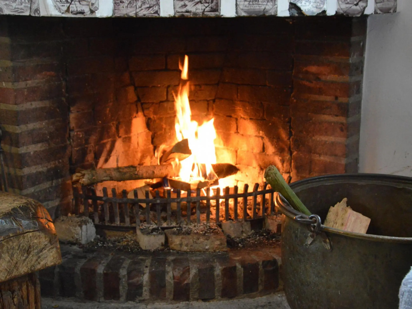 Quaint Mansion in Oploo with Terrace