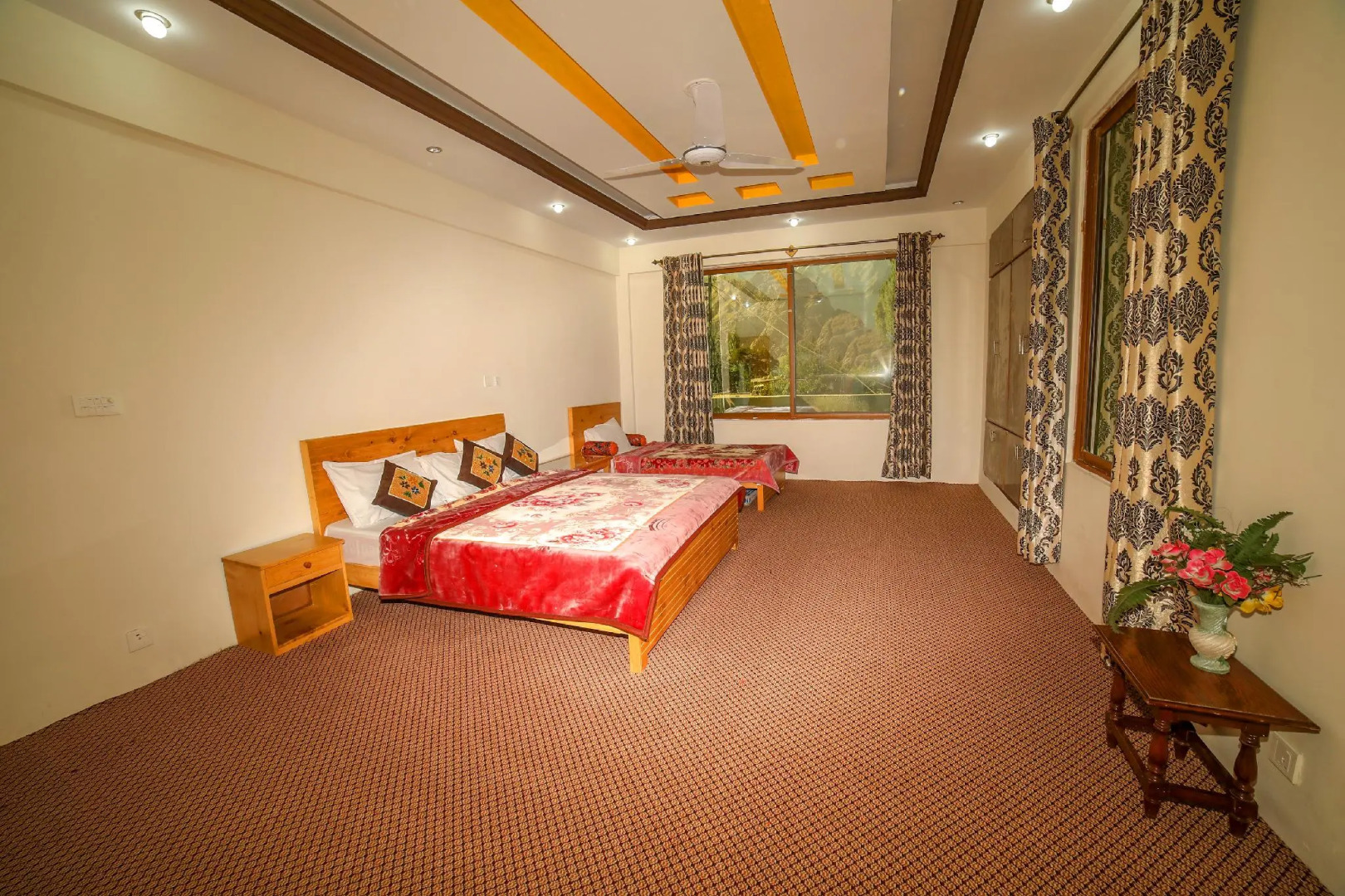 Baltistan Continental Guest House