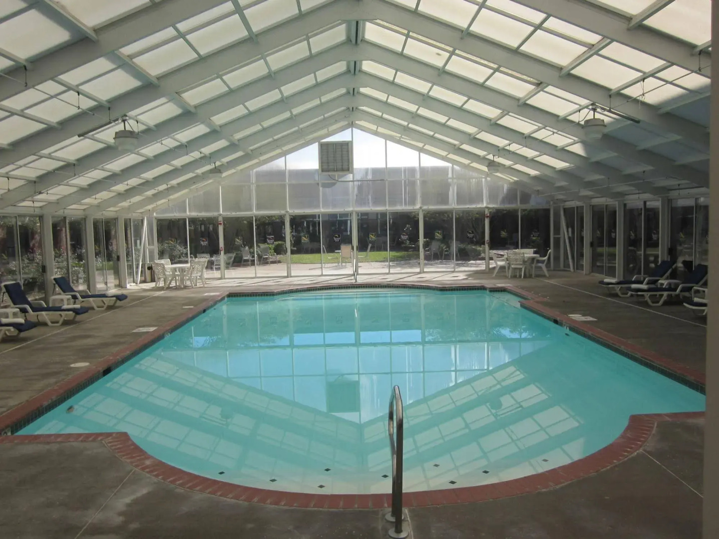 Quality Suites Lake Wright - Norfolk Airport