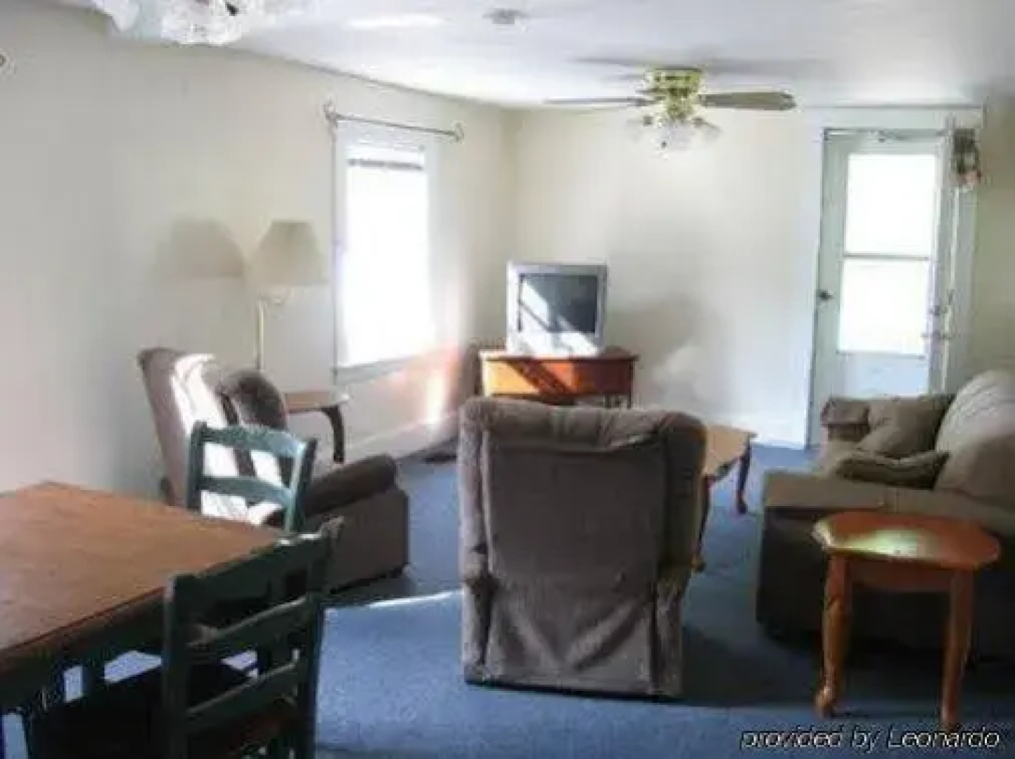 Weirs Beach Motel and Cottages