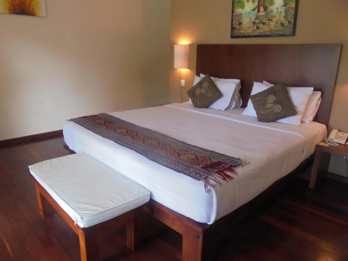 Lunara Home Living by Daphna Management