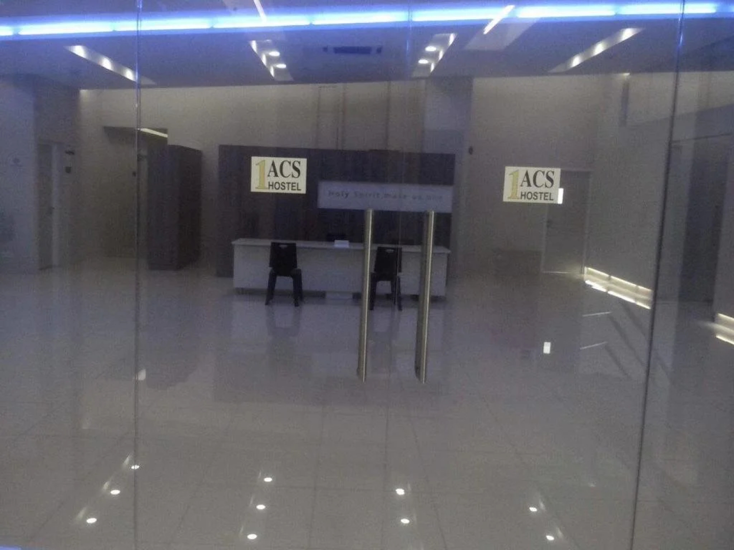 1ACS Hostel