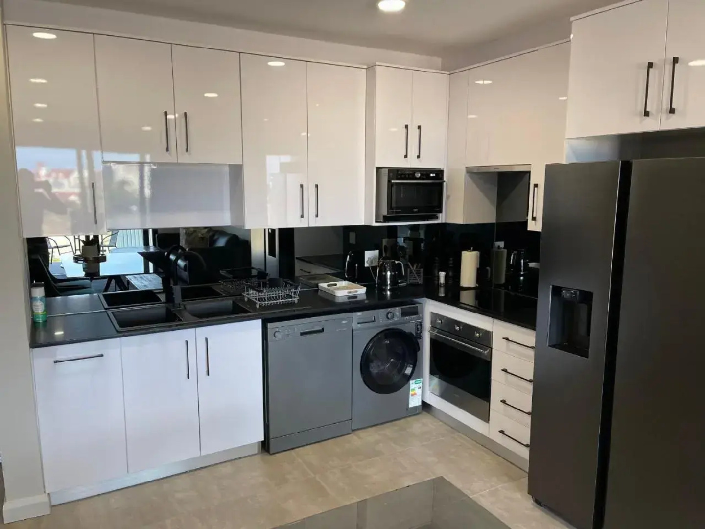 Flat 14 Block 6 Bellamare