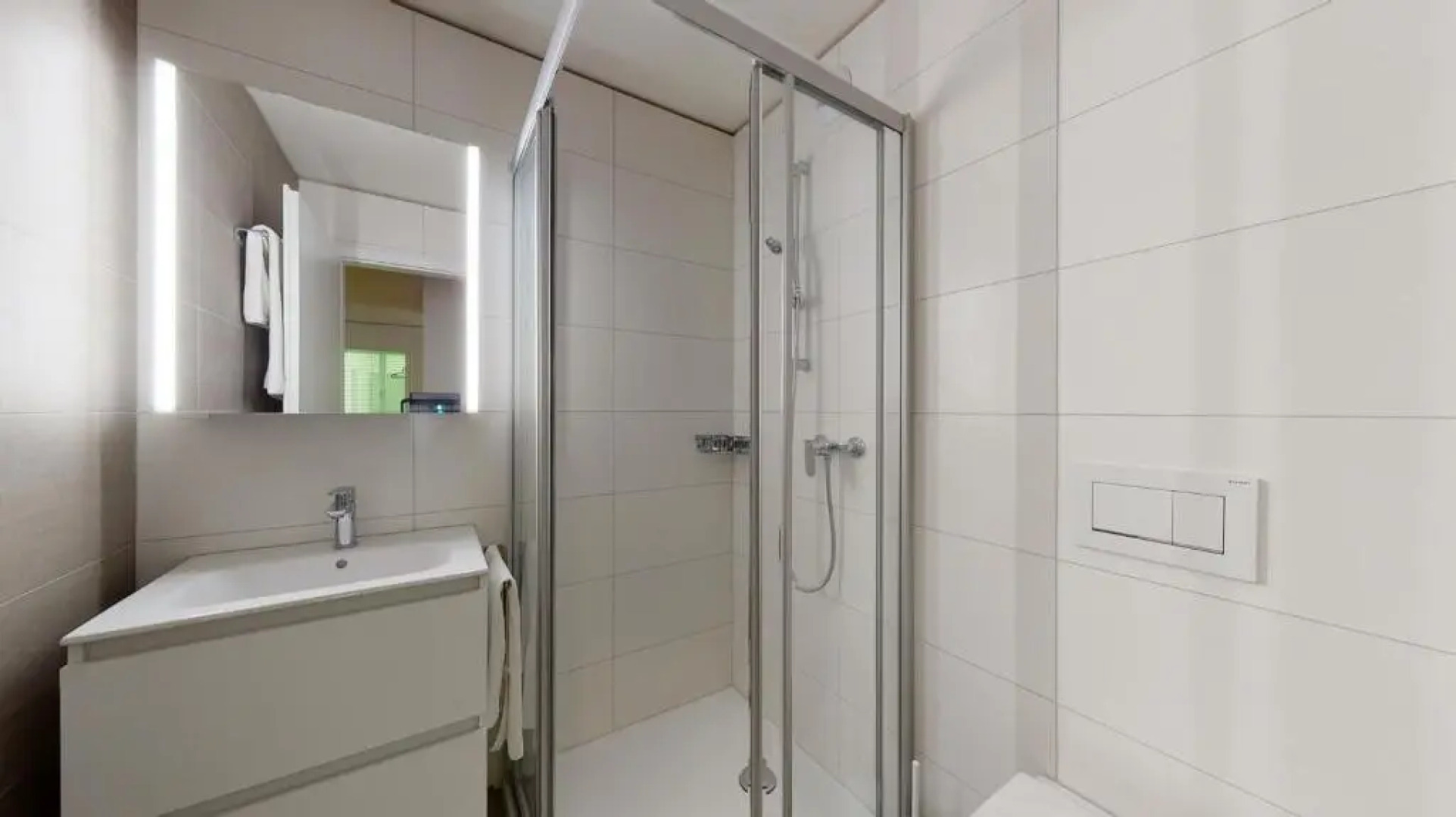 Brand new and fully equipped apartment in city center