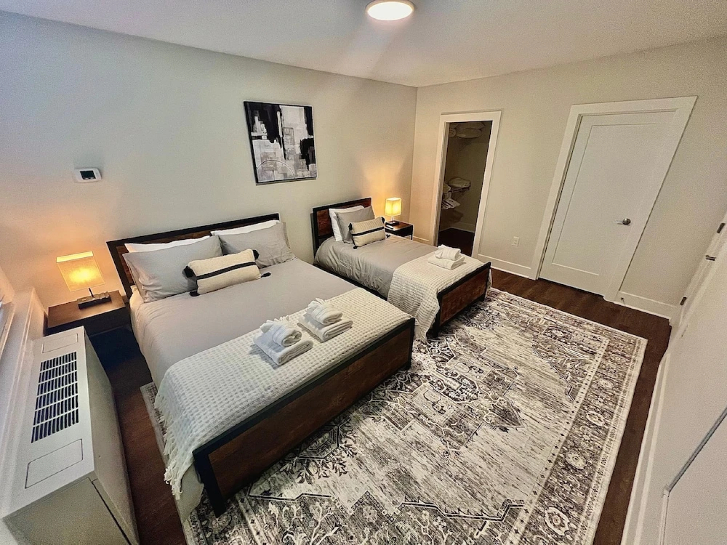 Reagan Airport Apartment