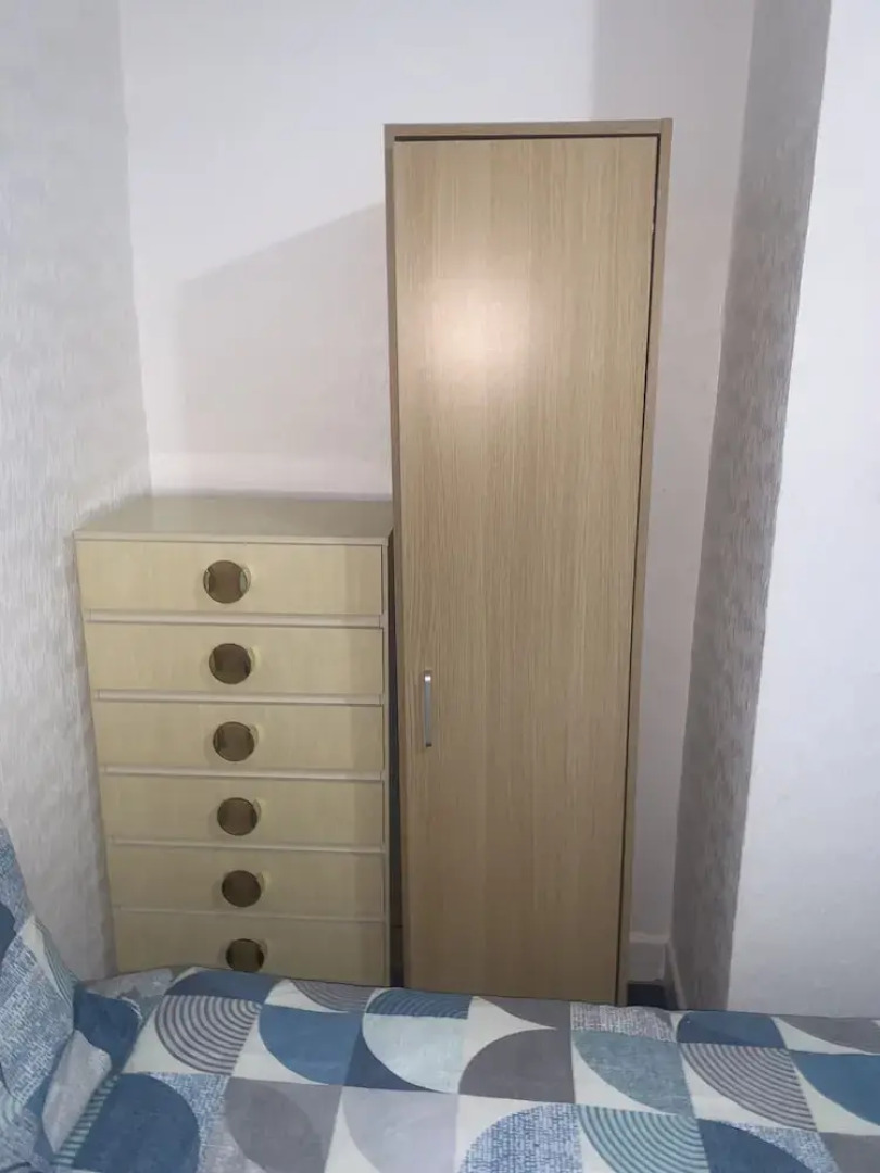 Red Rose Self-service