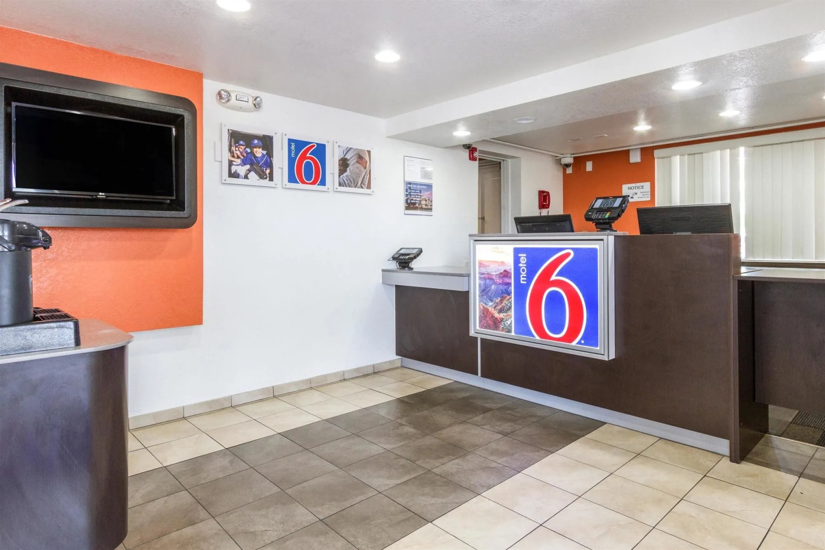 Motel 6 Tempe, AZ – Phoenix Airport – Priest Dr