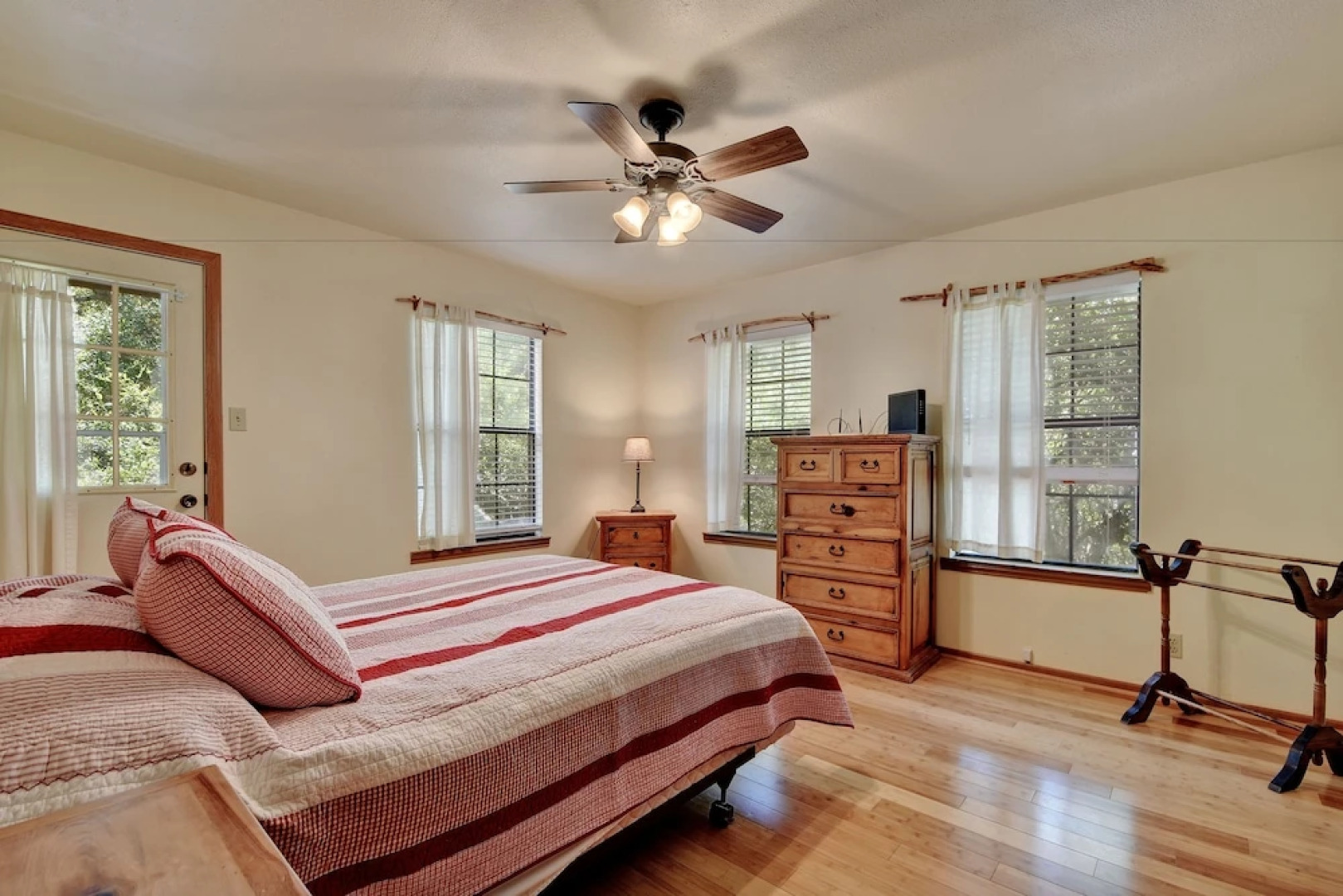 Country Home With All The Fixings by RedAwning