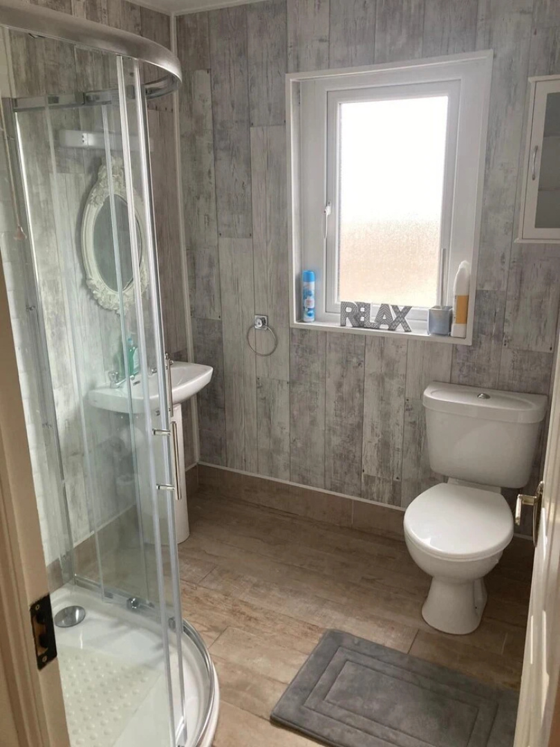 Beautiful 3-bed Cottage in Scenic Sea View