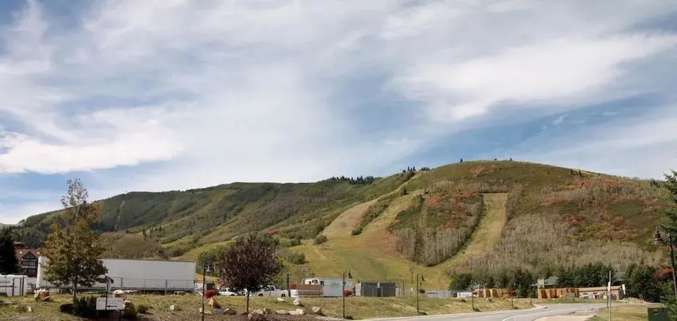 SnowCrest Cabin by RedAwning