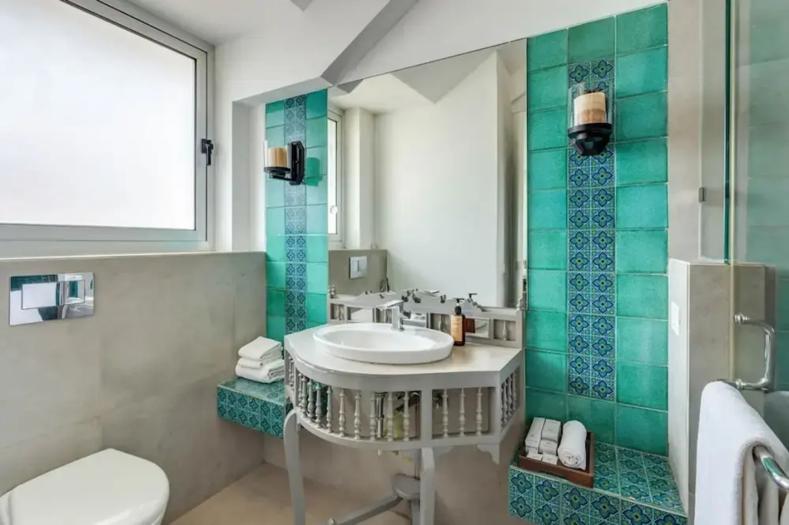 Elegant 2BR Apartment Near Candolim Coco Beach