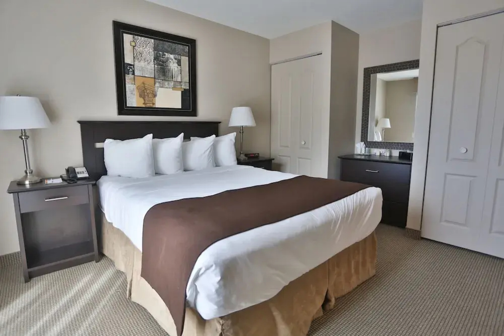 Quality Inn & Suites Le Versailles