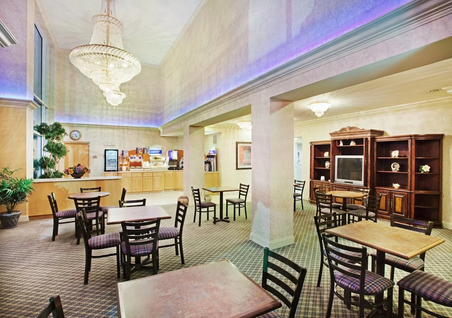 Holiday Inn Express & Suites London by IHG