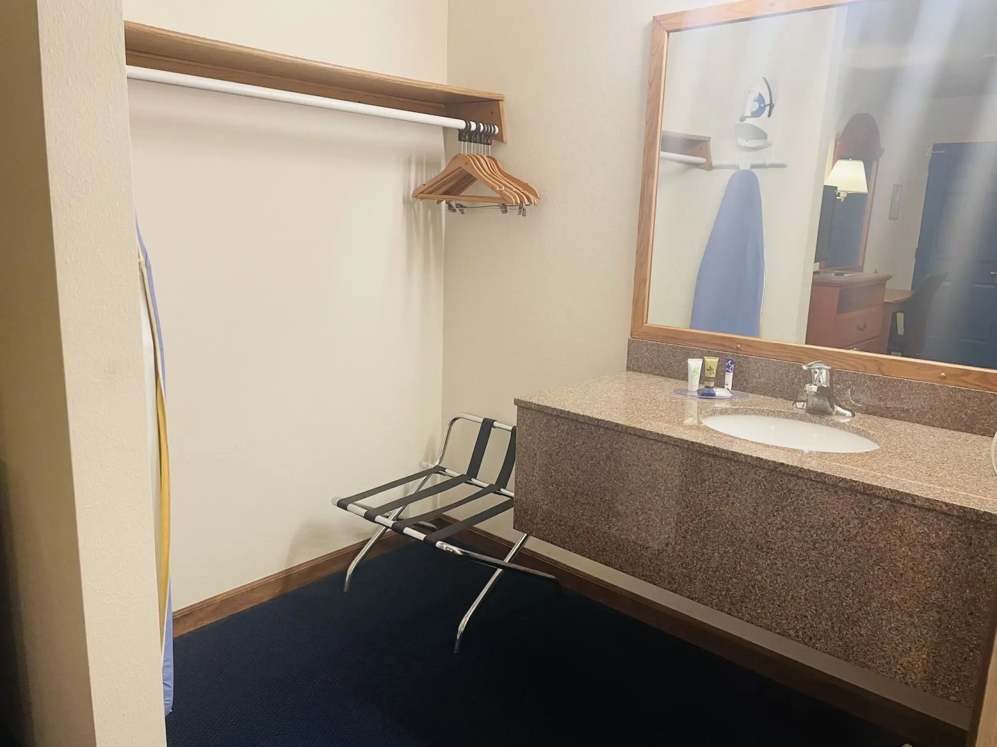 America's Best Value Inn Sandpoint