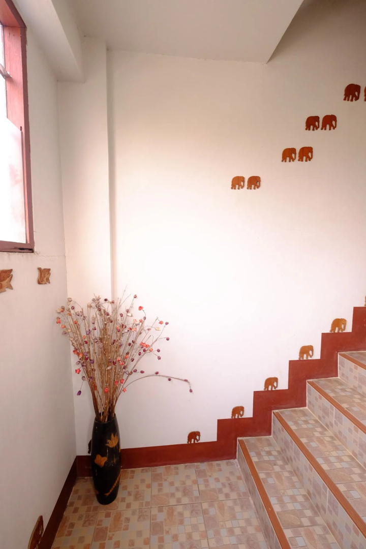 Leo Park Guest House