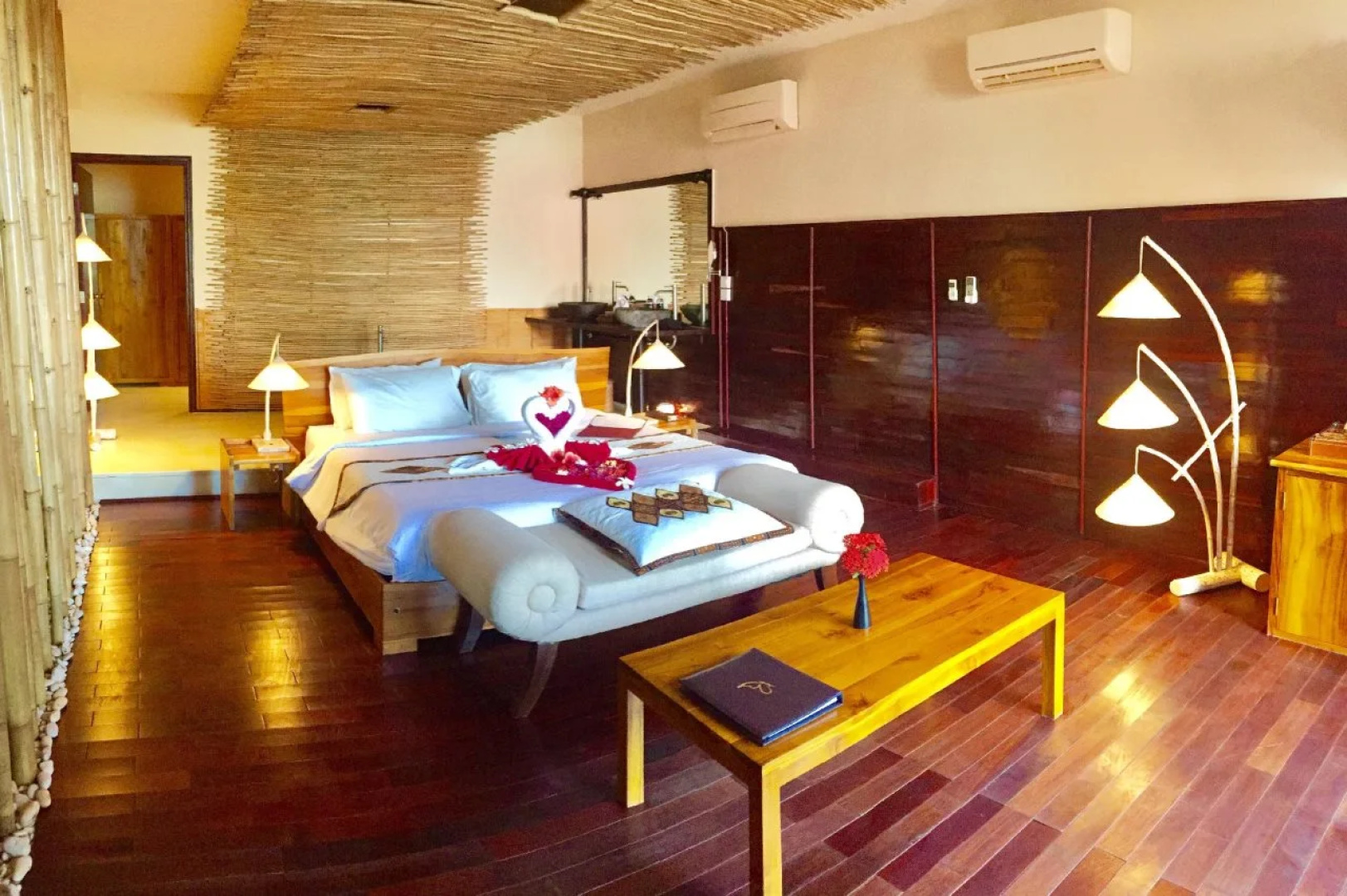 Kupu Kupu Phangan Beach Villas & Spa