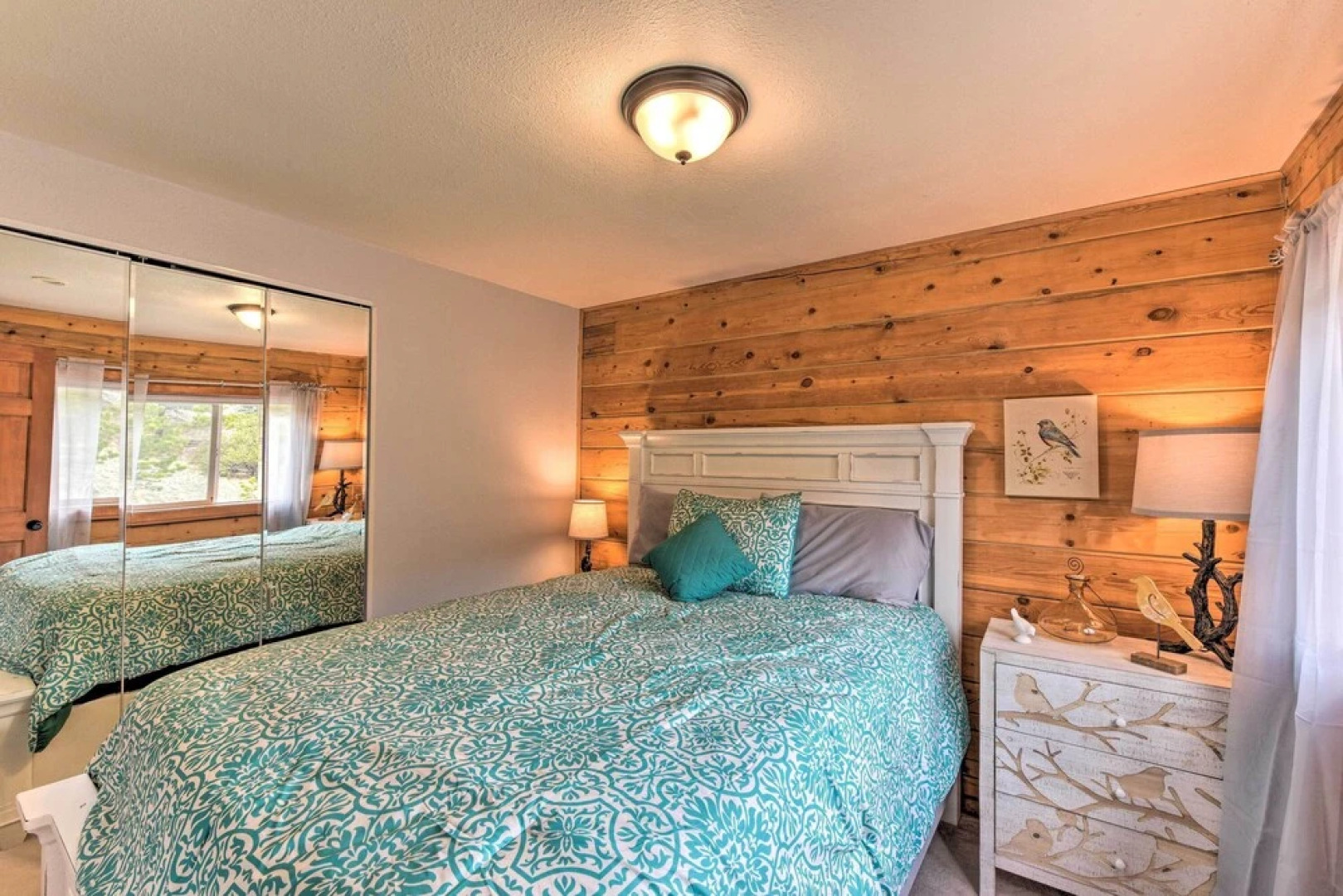 Secluded Cotopaxi Cabin w/ Panoramic Mtn Views