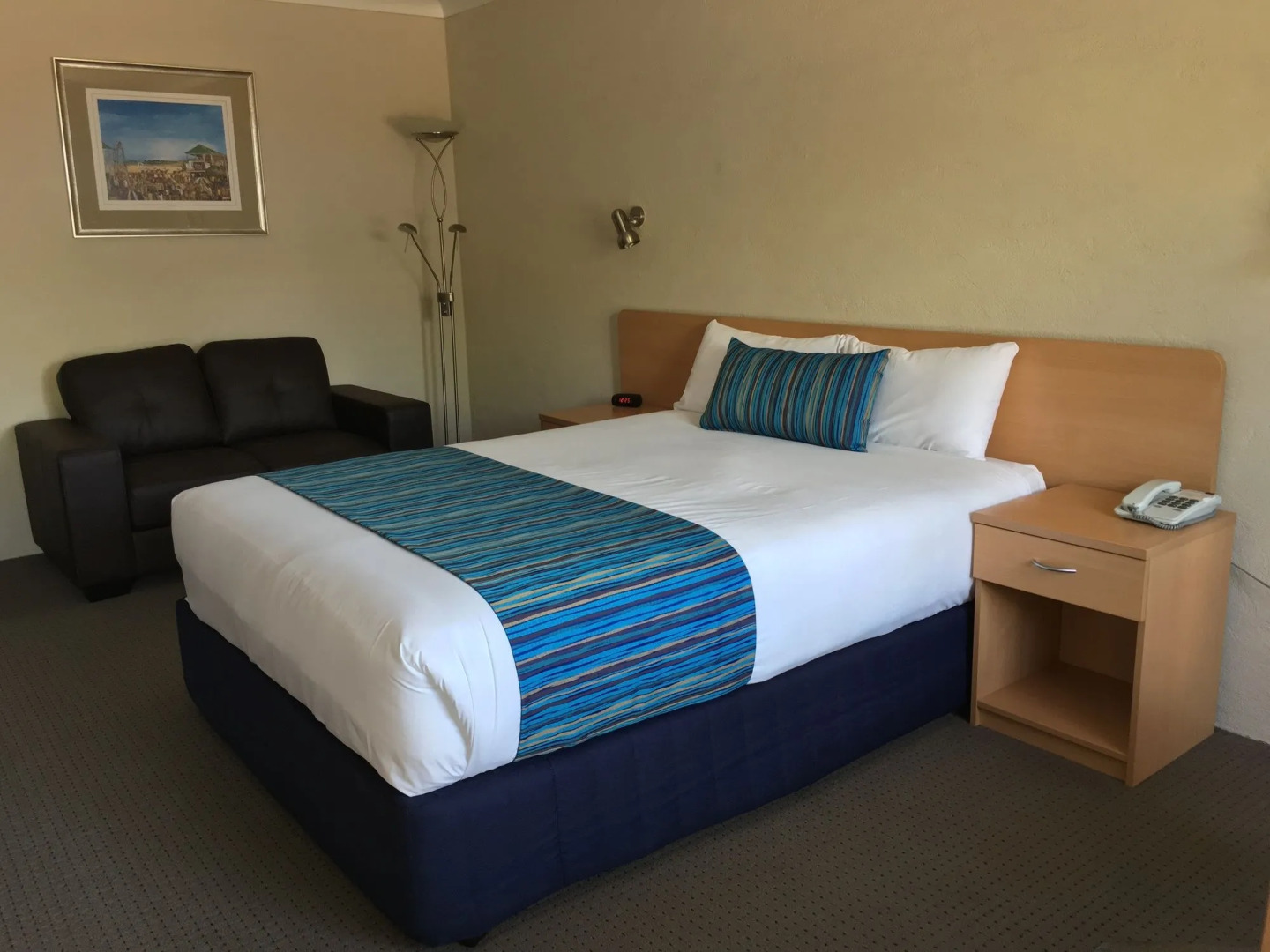 Edward Parry Motel & Apartments