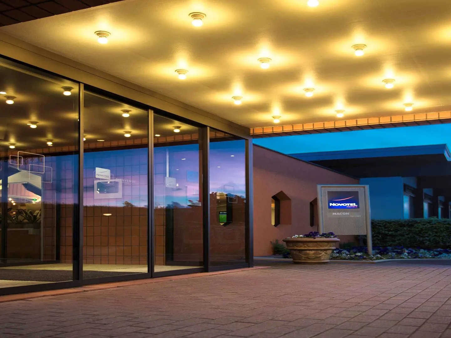 Novotel Mâcon Nord – Porte de Bourgogne