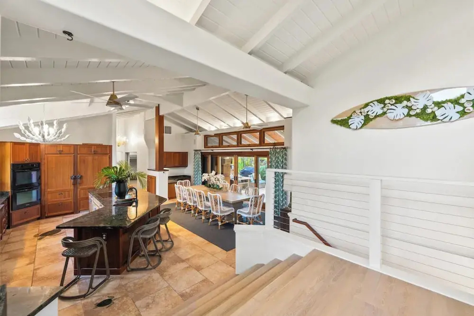 Palione Papalani by Avantstay New $1.5m Remodel Steps From Kailua Beach w/ Private Pool & Hot Tub