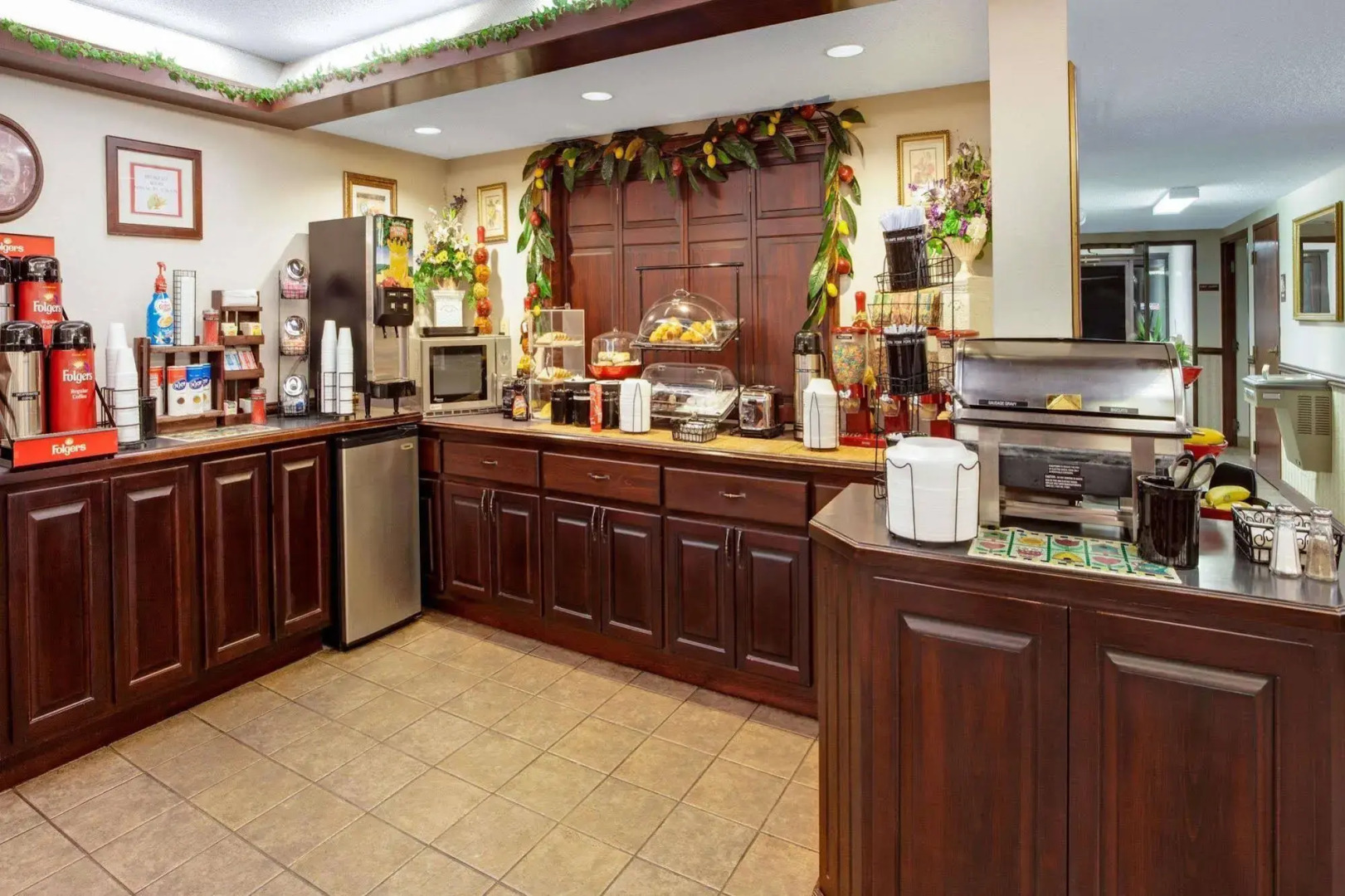 Days Inn by Wyndham Adairsville