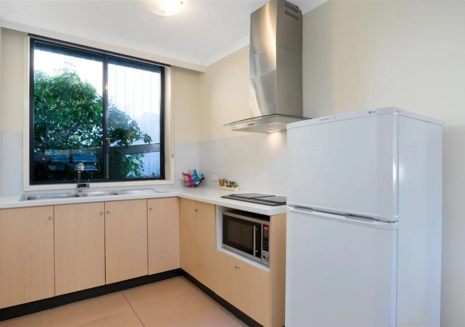 Best Western New Crossing Place Motel