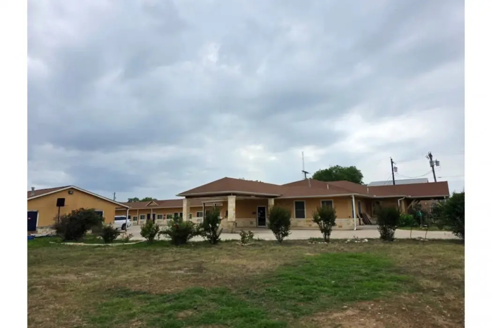 Atria Extended Stays By OYO Jourdanton