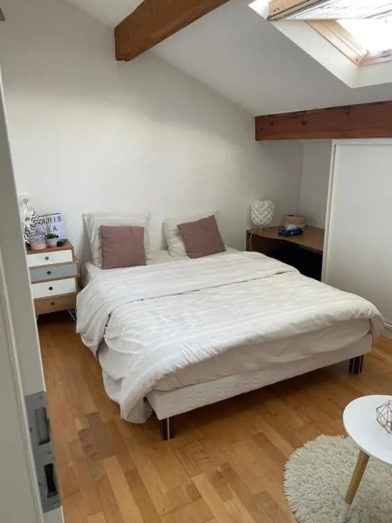 Appartement de charme dans résidence avec piscine