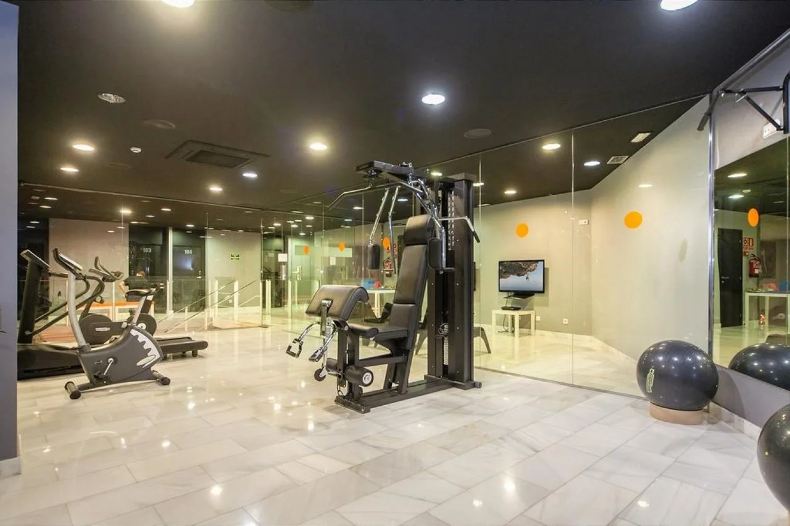 Отель Barna House Hotel