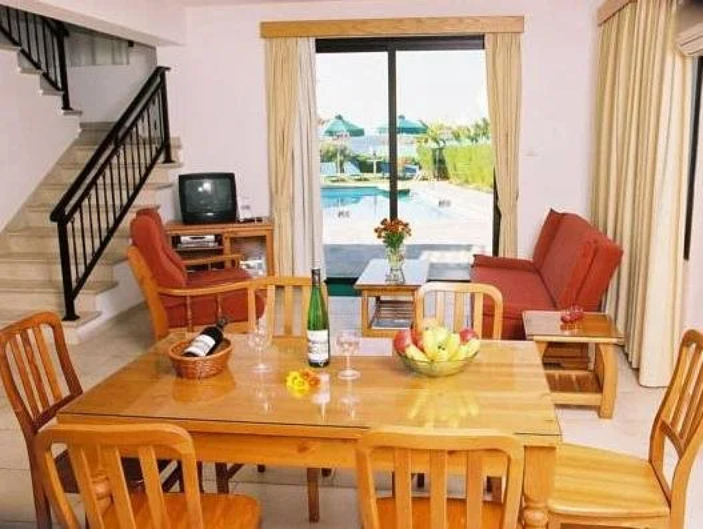 Platzia Beach Villas