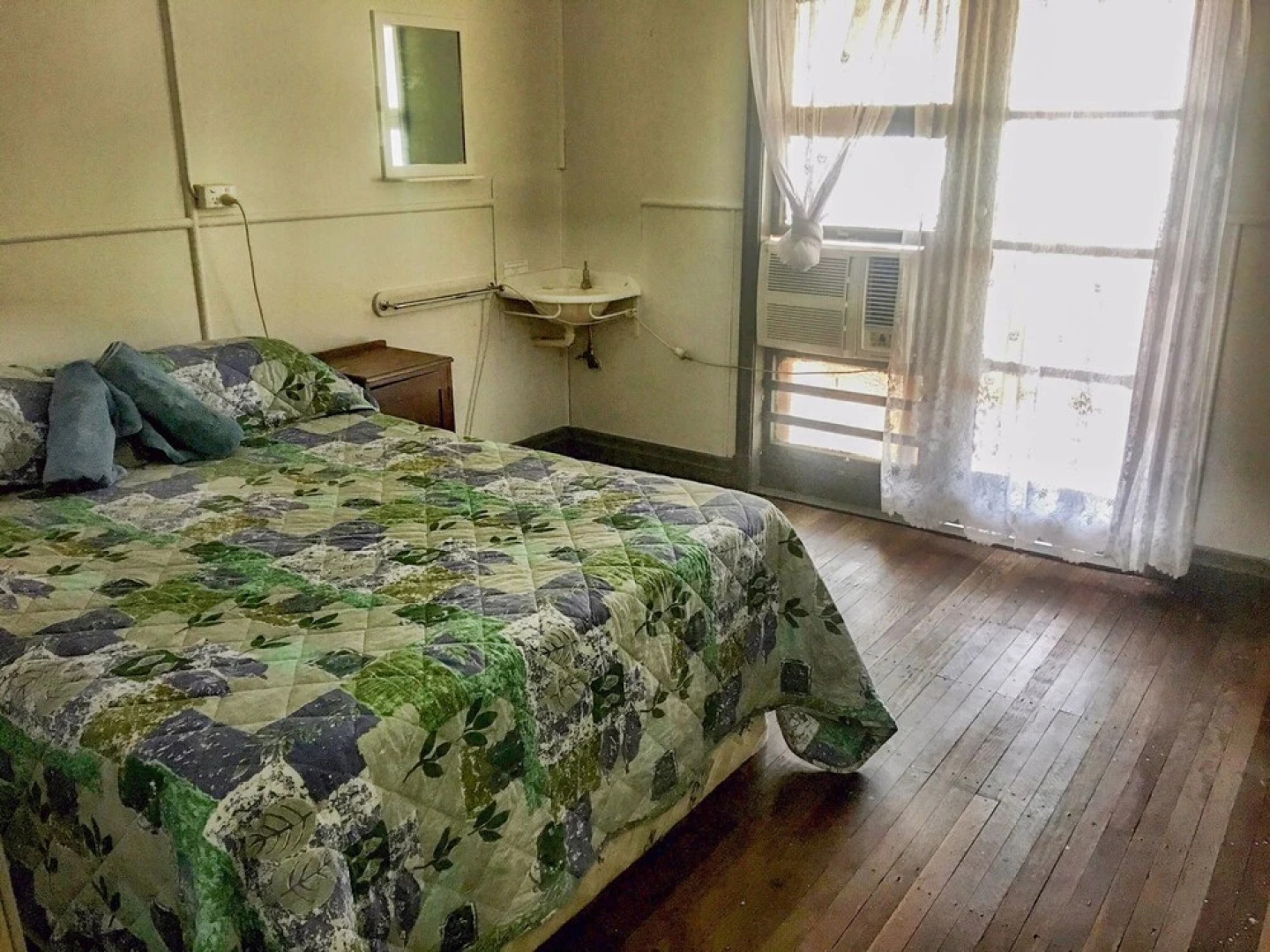 The Royal Carrangarra Hotel