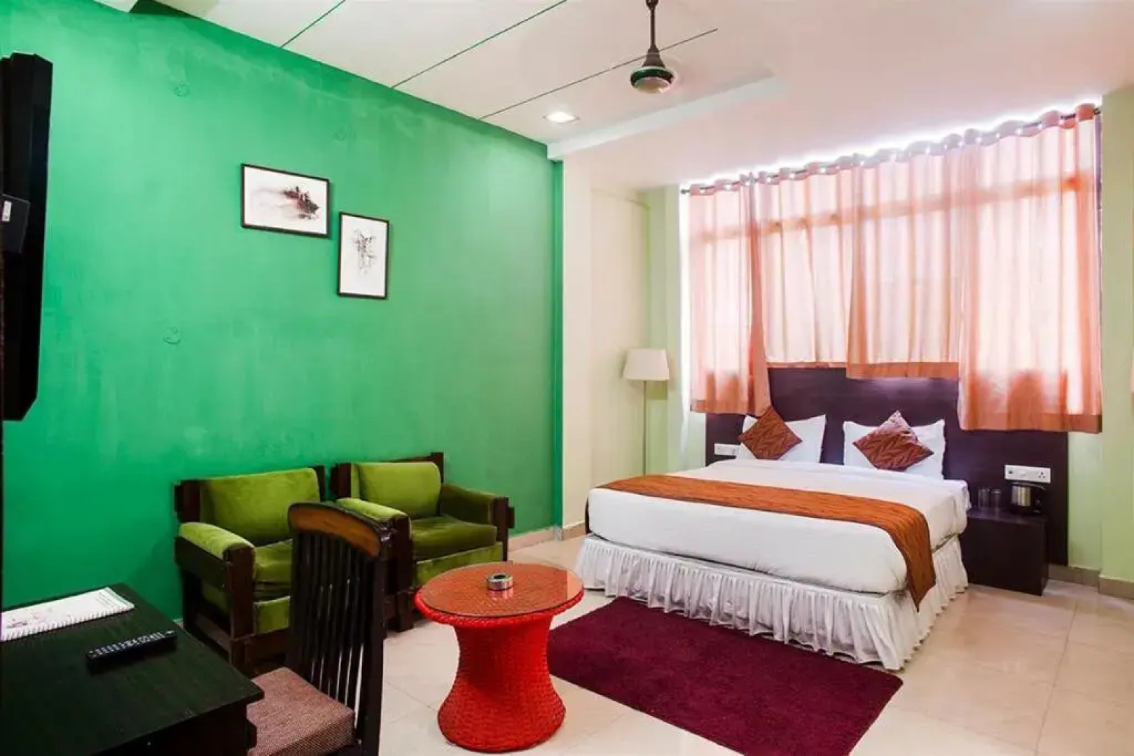 OYO Premium Patrika Chauraha Allahabad
