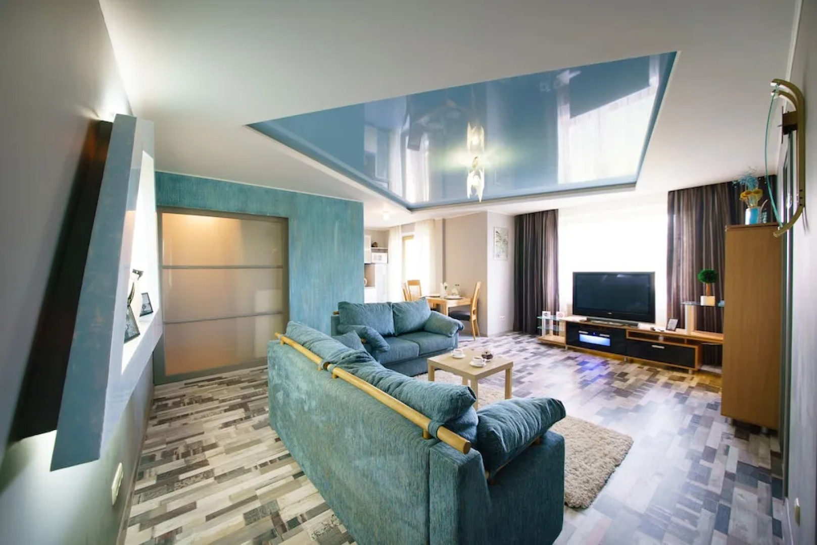 Апартаменты PaulMarie на ул. Воинов-Интернационалистов