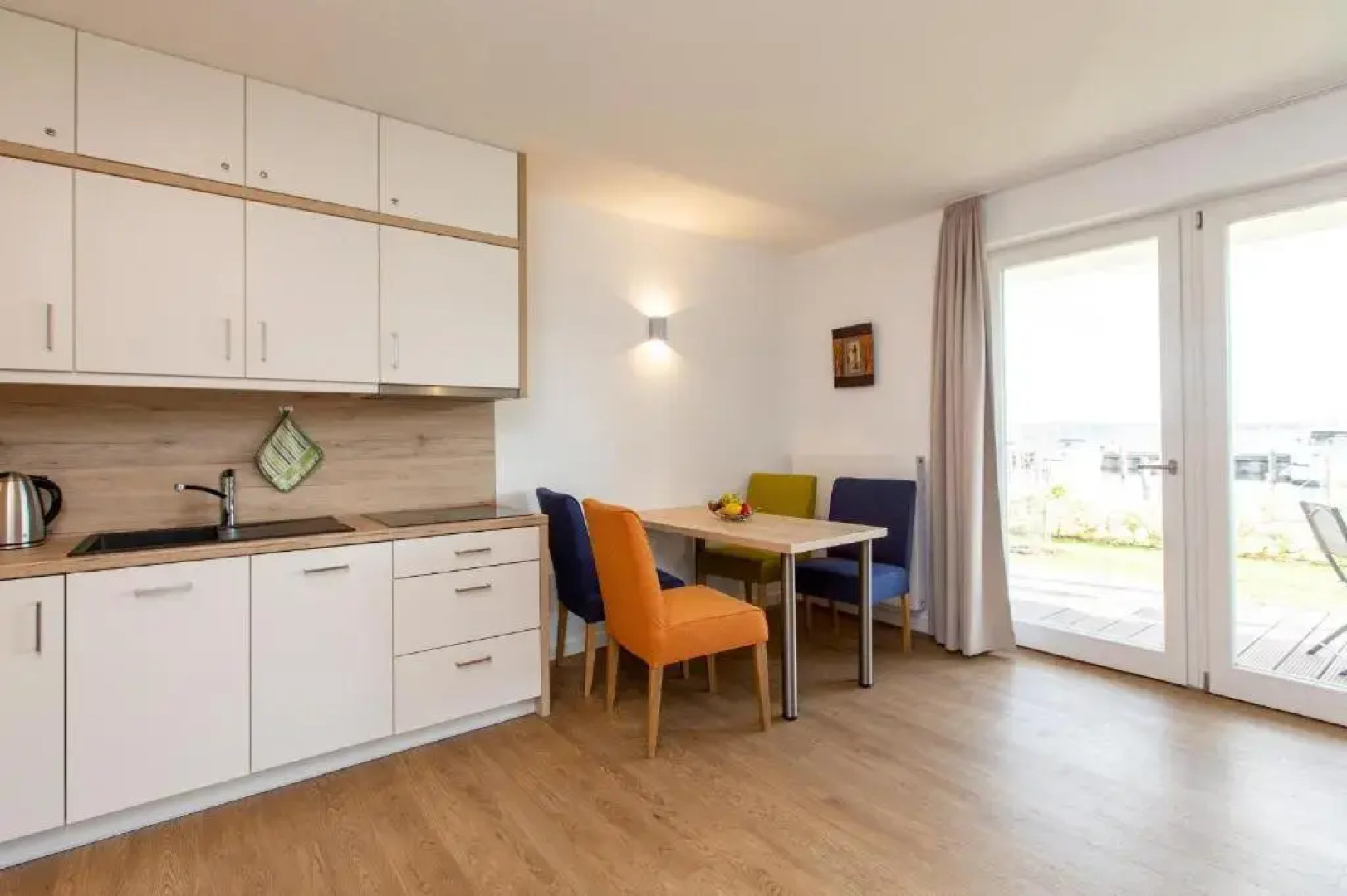 2 Zimmerapartment optional Bootsliegeplatz P6A2