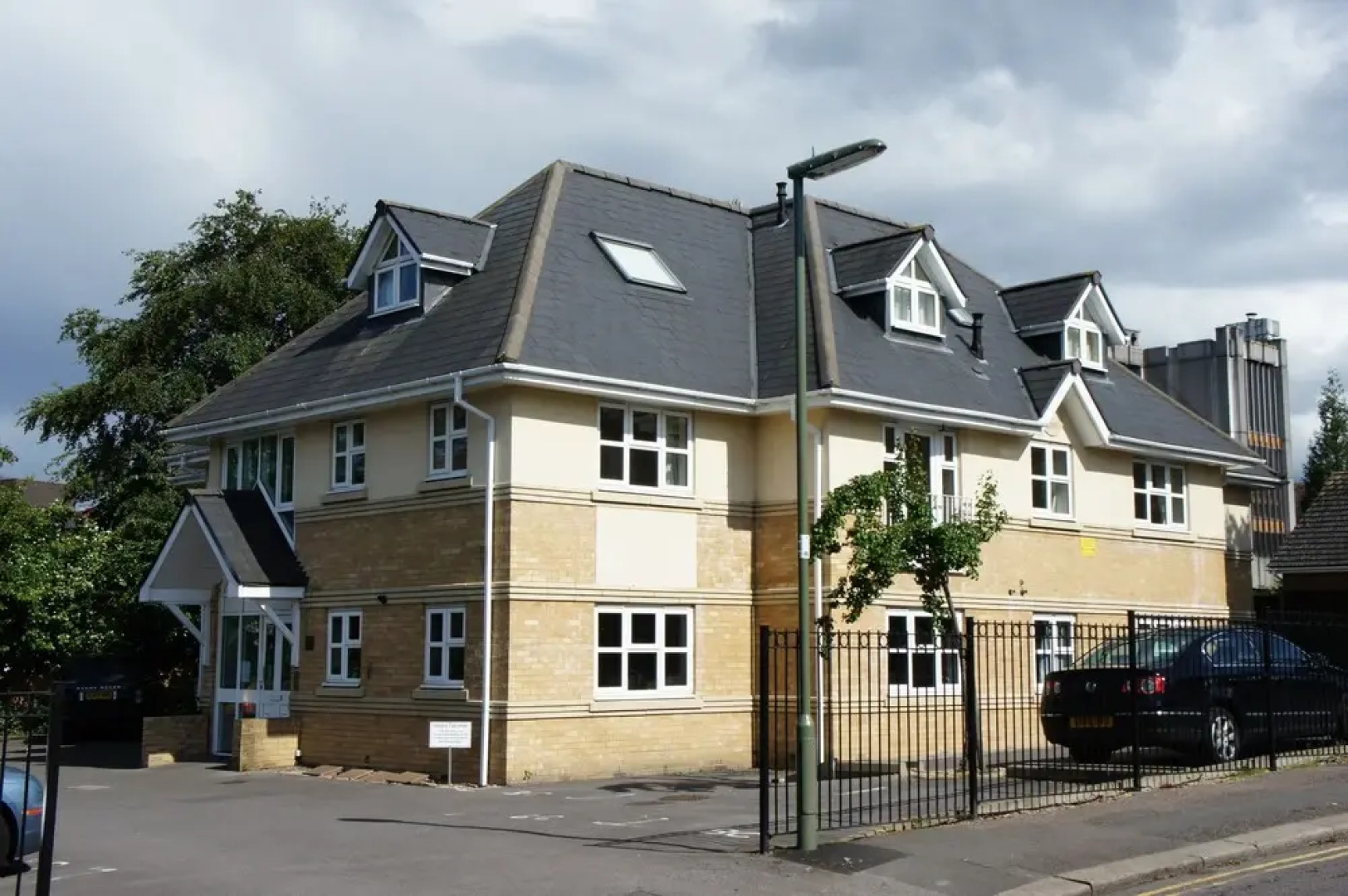 Annandale Court Serviced Apartments