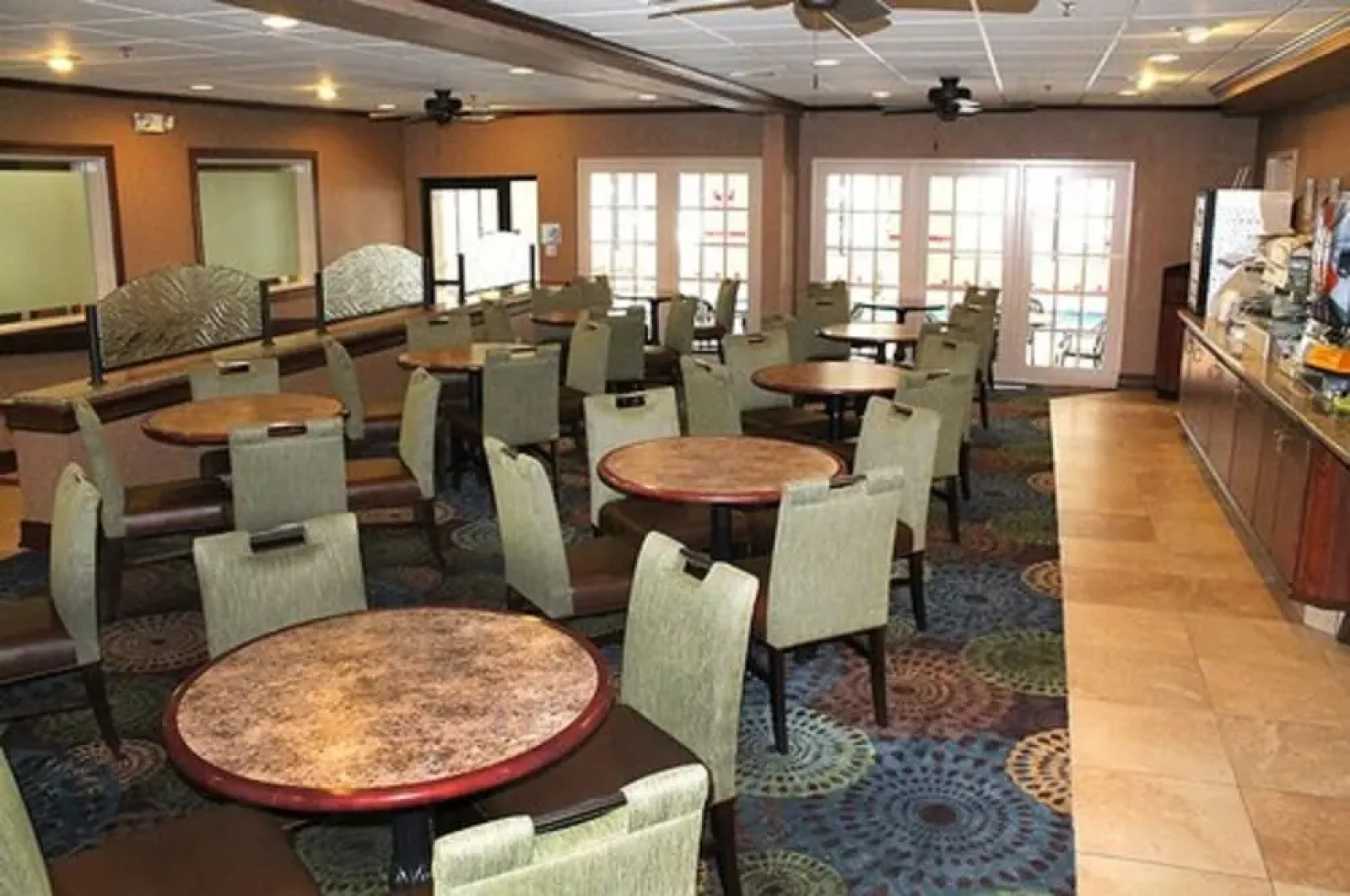 Auburn Place Hotel & Suites - Paducah
