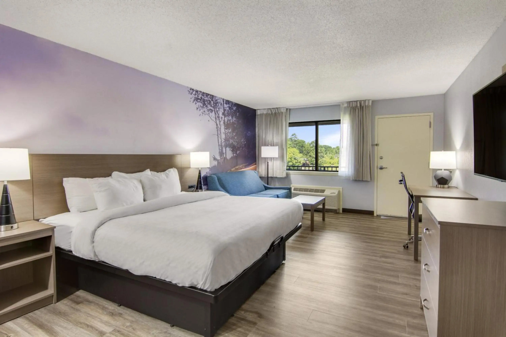 Pismo Lighthouse Suites