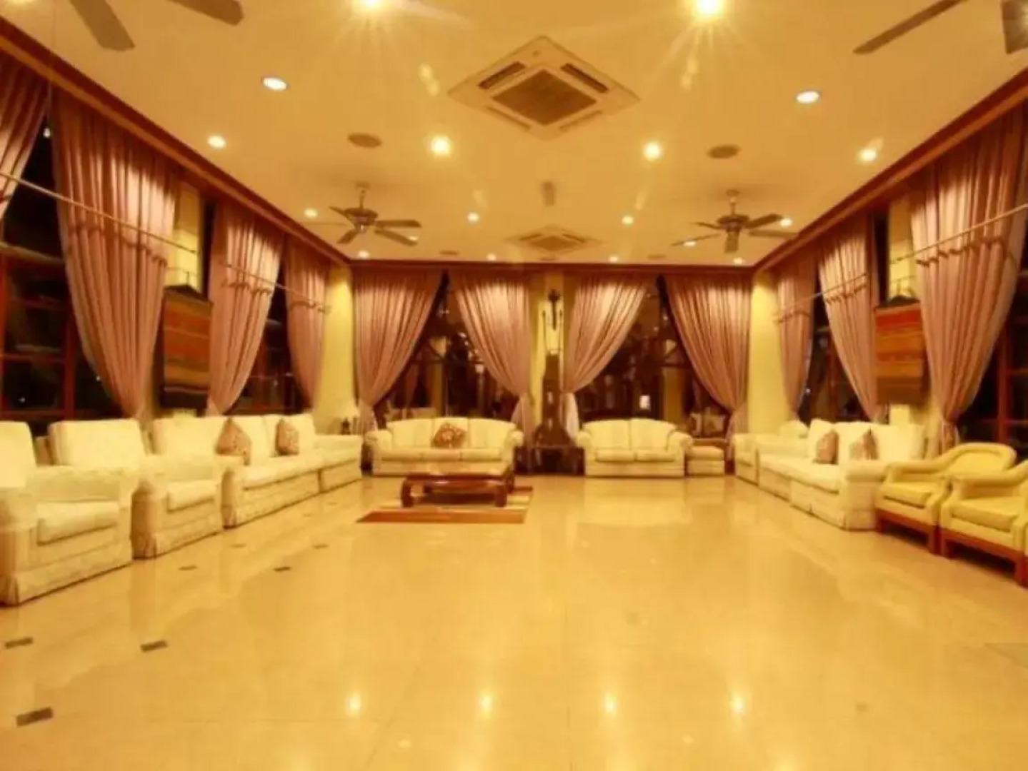 Bukit Keluang Beach Resort