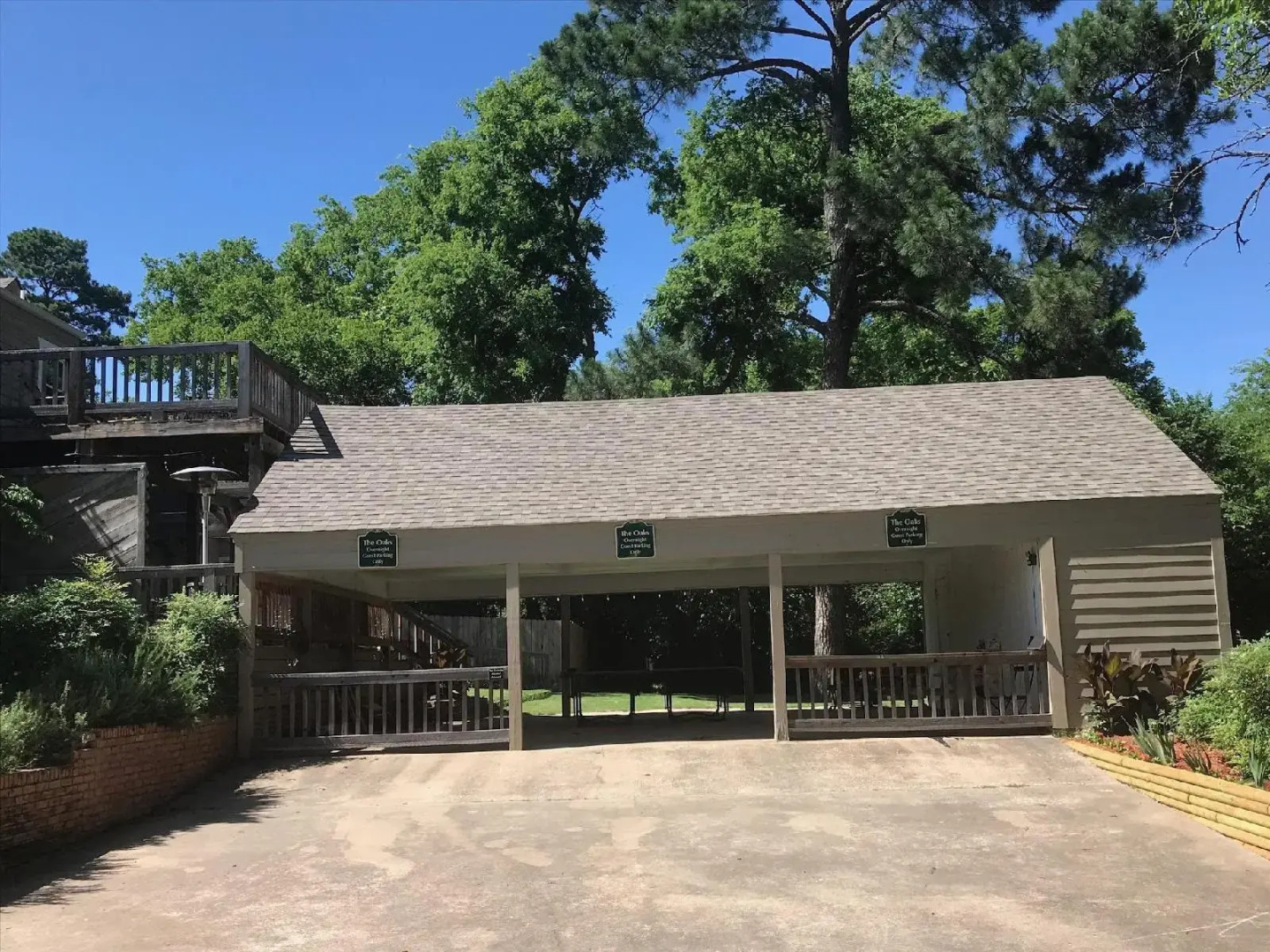 The Oaks Bed and Breakfast