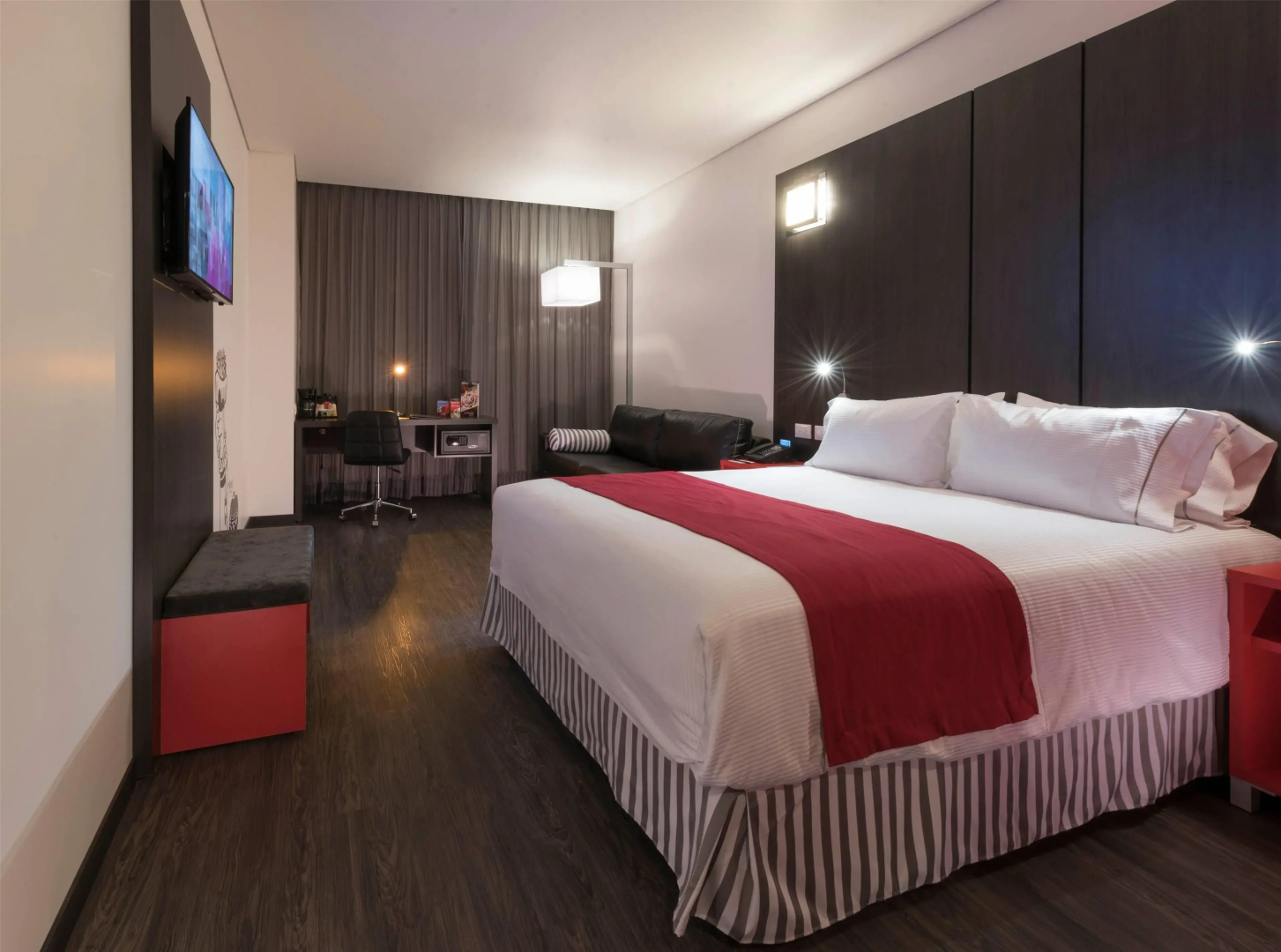 Ramada Encore by Wyndham Guadalajara Sur