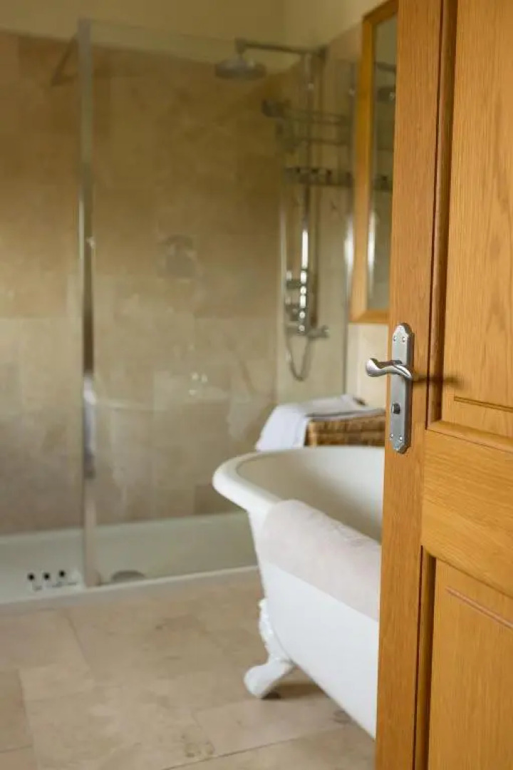 Albion House- Highlands