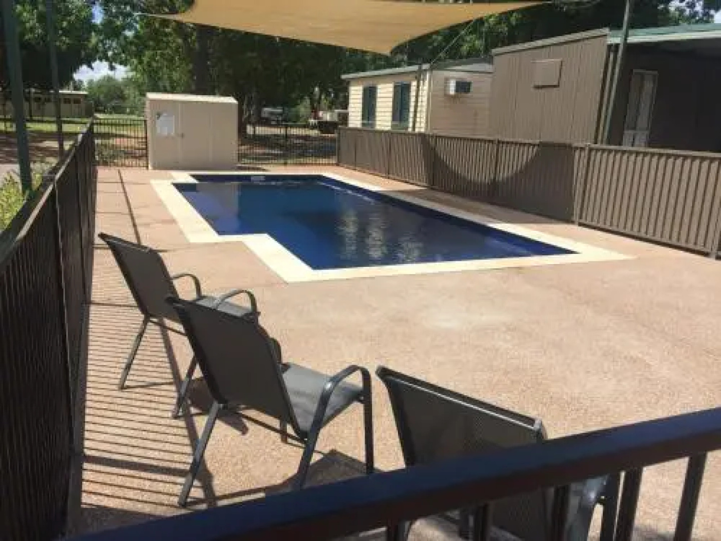 Sunset Top Tourist Park