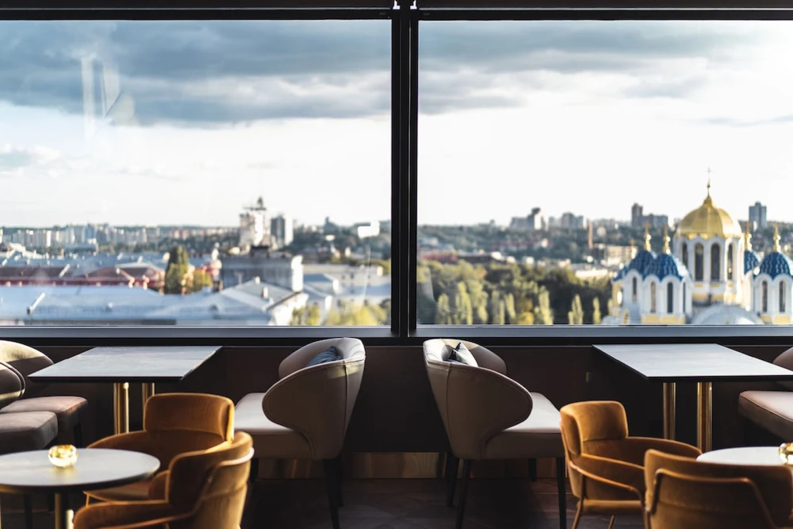 Дизайн-отель 11 Mirrors