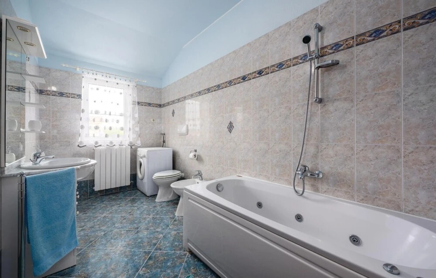 Amazing Home in Labin With 5 Bedrooms, Wifi and Outdoor Swimming Pool