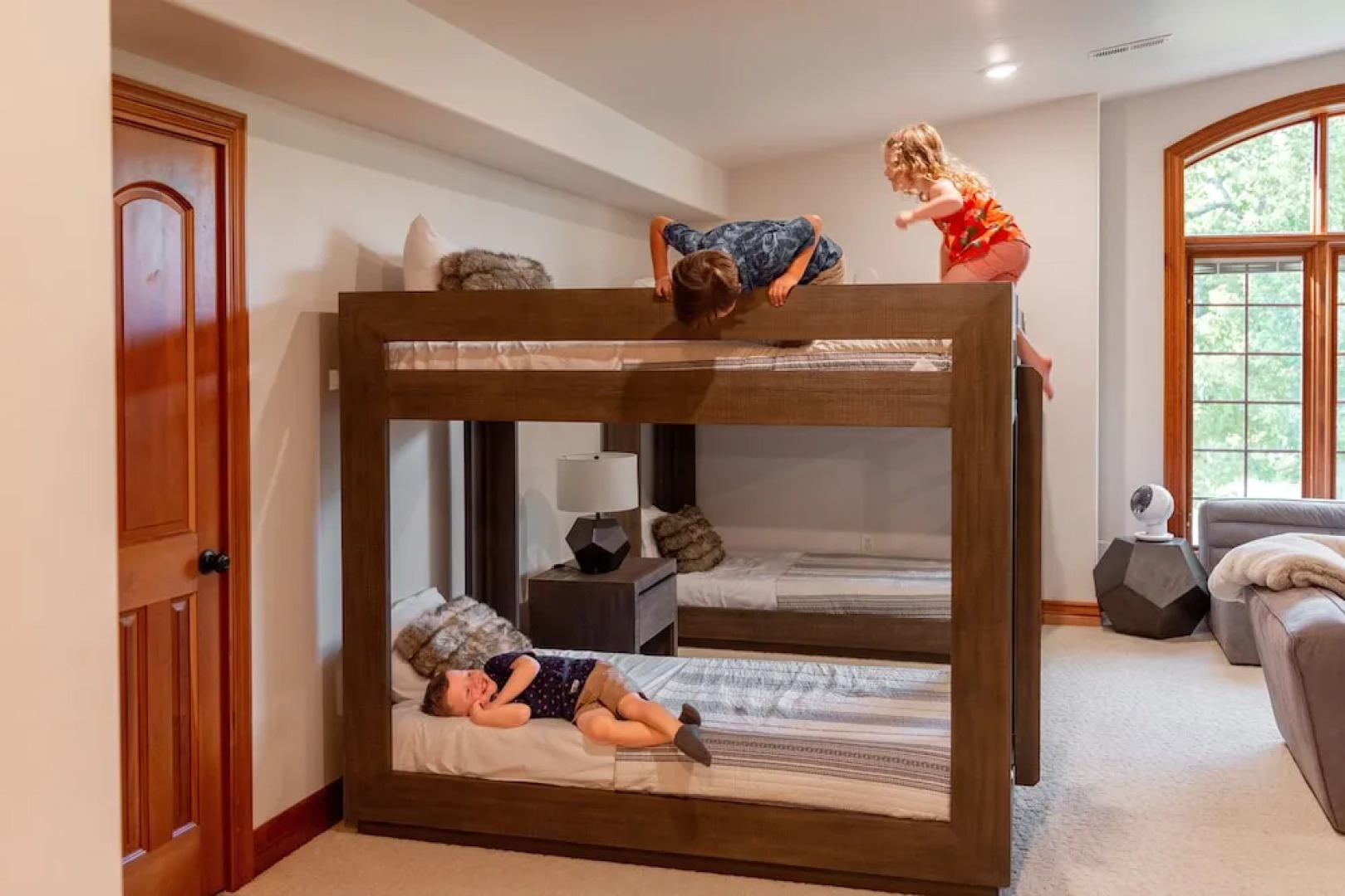 Tuckers Cove 7 Bedroom Home by RedAwning