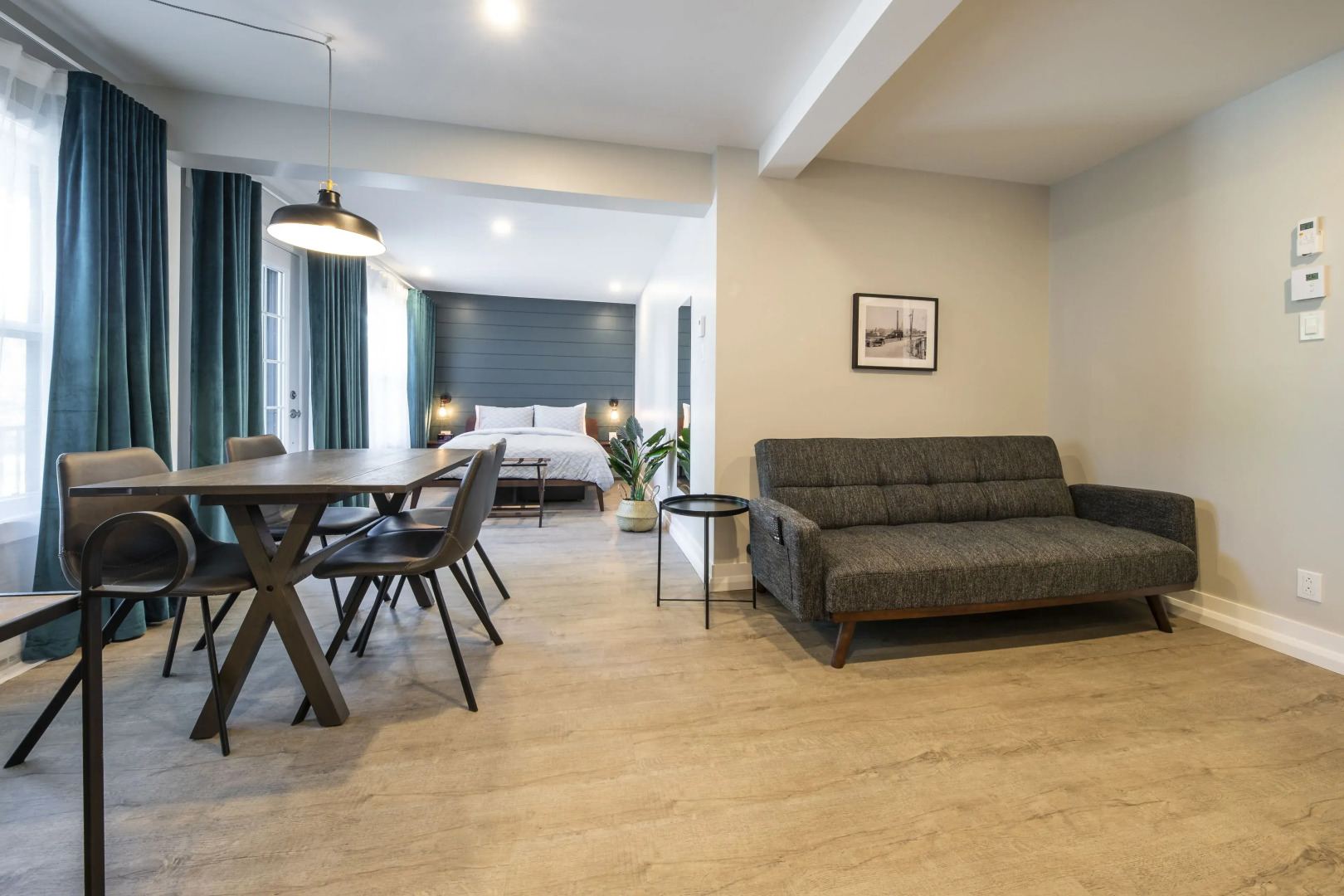 Square Victoria Maison Hôtelière